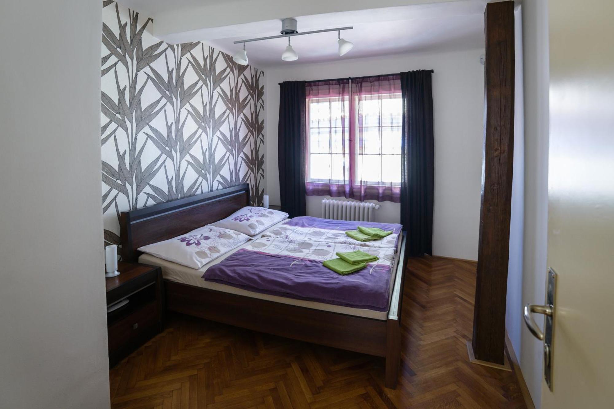 Apartments Old Town Square 27 Praha Pokoj fotografie